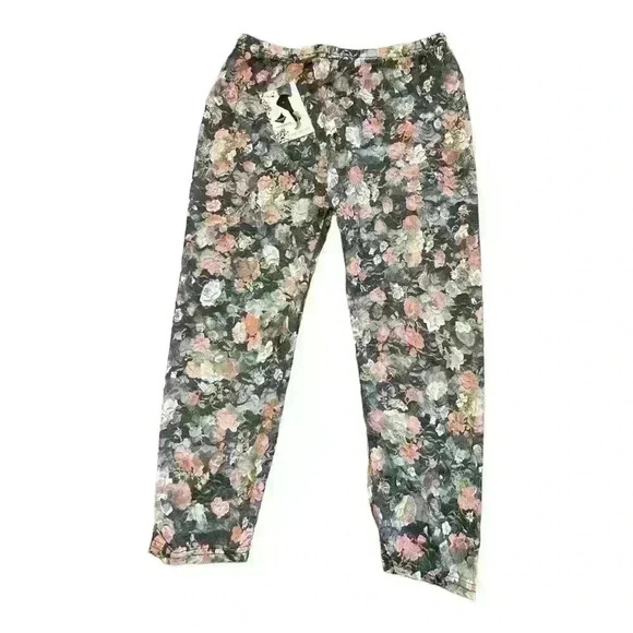 Sheer floral lacy leggings bundle - Picture 2 of 11